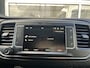 Opel Vivaro 2.0 CDTI L2H1 Dubbele schuifdeur Parkeerhulp voor en achter Achteruitrijcamera Airco Cruise control Kastinrichting Imperiaal Apple Carplay Bluetooth telefoon voorbereiding 3-Persoons Euro 6