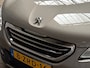 Peugeot 2008 1.2 PureTech Allure Sport Automaat (PANORAMADAK, NAVIGATIE, CLIMATE, LEDER, SPORTSTOELEN, GETINT GLAS, LM VELGEN, TREKHAAK, NIEUWE APK, NIEUWSTAAT)