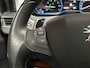Peugeot 2008 1.2 PureTech Allure Sport Automaat (PANORAMADAK, NAVIGATIE, CLIMATE, LEDER, SPORTSTOELEN, GETINT GLAS, LM VELGEN, TREKHAAK, NIEUWE APK, NIEUWSTAAT)