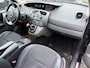 Renault Scenic 1.6-16V Tech Line | Panoramadak | Xenon | Navi | Autom. Airco | Cruise Control | Elekt. Ramen | PDC | Trekhaak | LMV | Nieuwe APK!