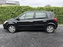 Renault Scenic 1.6-16V Tech Line | Panoramadak | Xenon | Navi | Autom. Airco | Cruise Control | Elekt. Ramen | PDC | Trekhaak | LMV | Nieuwe APK!