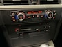 BMW 3-Serie Touring 325i High Executive (CRUISE CONTROL, NAVI, LEDER, PARKEERSENSOREN, GOED ONDERHOUDEN)