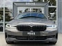BMW 5-Serie Touring 530e xDrive High Ex. Shadow|Pano|H/K|Nappa|Ventilatie|Massage|ACC|HUD|Laser|Alvitgrau