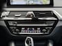 BMW 5-Serie Touring 530e xDrive High Ex. Shadow|Pano|H/K|Nappa|Ventilatie|Massage|ACC|HUD|Laser|Alvitgrau