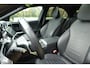 Mercedes-Benz C-klasse 200 Launch Edition AMG Line | 360° Camera | Panoramadak | Trekhaak | Sfeerverlichting |