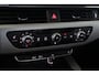 Audi A4 Avant 30 TDI Business Edition Carplay | Leder | Camera | Virtual Cockpit | Privacy glass | Sportstoelen | Stoelverw. | 17" LMV | PDC V+A