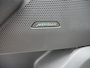 Land Rover Range Rover Velar 2.0 TD4 AWD 180 R-Dynamic S PANO MERIDIAN ** 19999 NETTO **