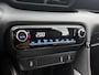 Toyota Yaris 1.5 Hybrid Dynamic + | Dealeronderhouden | Dodehoek detectie | Stoelverwarming | Parkeersensoren voor+achter | Keyless Entry/Start | Climate Control | Cruise Control Adaptive | Achteruitrijcamera | SL 120