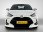 Toyota Yaris 1.5 Hybrid Dynamic + | Dealeronderhouden | Dodehoek detectie | Stoelverwarming | Parkeersensoren voor+achter | Keyless Entry/Start | Climate Control | Cruise Control Adaptive | Achteruitrijcamera | SL 120