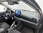 Toyota Yaris | BTW voertuig | Parkeersensoren voor+achter | Stoel+stuurverwarming| Climate control | Cruise control adaptive | Apple CarPlay/Android auto |