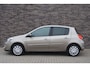 Renault Clio 1.2 Authentique, zeer nette auto! goed onderhouden
