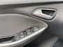 Ford Focus Wagon 1.0i EcoBoost Trend 6-Bak 125 PK. Als nieuw rijdende auto !!! Distributieriem en waterpomp vervangen bij 240.000 KM !!