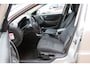 Volvo V70 2.4 Kinetic , LPG , Nieuwe APK
