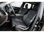 Volvo XC60 2.0 T6 Plug-in hybrid AWD Plus Dark | Facelift | Head-Up | Panoramadak | Trekhaak | 360 Camera | All-Season Banden | Google | Stoel en Stuurverwarming |
