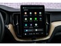 Volvo XC60 2.0 T6 Plug-in hybrid AWD Plus Dark | Facelift | Head-Up | Panoramadak | Trekhaak | 360 Camera | All-Season Banden | Google | Stoel en Stuurverwarming |