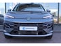 Volkswagen T-Roc Life First Edition 150PK | 'App-Connect' draadloze smartphone integratie | Achteruitrijcamera (Rear View) | Automatische afstandsregeling (Adaptive Cruise Control)