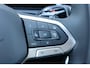 Volkswagen T-Roc Life First Edition 150PK | 'App-Connect' draadloze smartphone integratie | Achteruitrijcamera (Rear View) | Automatische afstandsregeling (Adaptive Cruise Control)