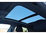 Volkswagen T-Roc Life First Edition 150PK | 'App-Connect' draadloze smartphone integratie | Achteruitrijcamera (Rear View) | Automatische afstandsregeling (Adaptive Cruise Control)