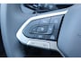 Volkswagen T-Roc Life First Edition 150PK | 'App-Connect' draadloze smartphone integratie | Achteruitrijcamera (Rear View) | Automatische afstandsregeling (Adaptive Cruise Control)