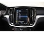 Volvo V60 2.0 B3 Momentum Advantage Aut. [ Trekhaak Leder Stoel / stuurverwarming Clima Navi Apple/Android Cruise ]