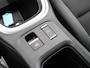 Jeep Avenger 1.2 e-Hybrid Summit | Apple Carplay/Android Auto | Climate Control | Camera achter | Adaptive Cruise Control | Navigatie | Parkeersensoren | Dodehoekwaarschuwing