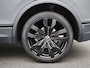 Volkswagen Tiguan 1.4 TSI eHybrid R-Line Business+ 245 PK| Dealeronderhouden | Panoramadak | Navigatie Pro | 360 Camera | Head-Updisplay | Achterklep Elektrisch | Stoelverwarming Voor & Achter | 20 Inch Velgen