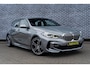 BMW 1-Serie 118i Business Edition | M-Sport | Trekhaak | Lichtmetalen Velgen 18 inch | Achteruitrijcamera | Parkeersensoren | BMW Live Cockpit Professional | Sportstoelen | Sportonderstel