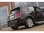 MINI Countryman 1.5 Cooper Essential | 1e eigenaar | NL auto | Driving Assistant | Camera | Sportstuur | Keyless entry | Stoelverwarming | LED | Carplay | DAB | Navigatie | PDC