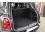 MINI Countryman 1.5 Cooper Essential | 1e eigenaar | NL auto | Driving Assistant | Camera | Sportstuur | Keyless entry | Stoelverwarming | LED | Carplay | DAB | Navigatie | PDC