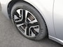 Peugeot 208 Hybrid 100 e-DCS6 Allure | Adapt. Cruise | Full Map Navi | Camera | Carplay |
