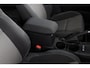 Toyota Auris 1.8 Hybrid Executive | Trekhaak | Parkeersensoren | Stoelverwarming | Cruise-Control | Panorama Dak |