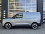 Ford Transit Courier E-Transit Limited 44 kWh 136pk! 292km WLTP, Navigatie, Adapt Cruise Control, Trekhaak+750kg trekgewicht, Climate control!