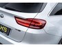 Kia Ceed Sportswagon 1.0 T-GDi 120 GT-Line | Achteruitrijcamera | Parkeersensoren | Sportstoelen | Panoramadak | Stoelverwarming | Navigatie | All-Seasonbanden