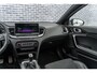 Kia Ceed Sportswagon 1.0 T-GDi 120 GT-Line | Achteruitrijcamera | Parkeersensoren | Sportstoelen | Panoramadak | Stoelverwarming | Navigatie | All-Seasonbanden