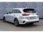 Kia Ceed Sportswagon 1.0 T-GDi 120 GT-Line | Achteruitrijcamera | Parkeersensoren | Sportstoelen | Panoramadak | Stoelverwarming | Navigatie | All-Seasonbanden
