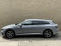 Volkswagen Arteon Shooting Brake 1.4 TSI 218pk eHybrid R-Line Business+ | Adaptieve cruise | Camera | Half leder/velours | Navigatie | Apple CarPlay / Android Auto | Virtual cockpit | Full-LED | DAB | Keyless entry&start | Camera | Stoelverwarming voor&achter | Elektrische achterklep | 18 inch velgen | Volledig dealeronderhouden