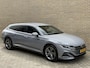 Volkswagen Arteon Shooting Brake 1.4 TSI 218pk eHybrid R-Line Business+ | Adaptieve cruise | Camera | Half leder/velours | Navigatie | Apple CarPlay / Android Auto | Virtual cockpit | Full-LED | DAB | Keyless entry&start | Camera | Stoelverwarming voor&achter | Elektrische achterklep | 18 inch velgen | Volledig dealeronderhouden