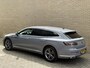 Volkswagen Arteon Shooting Brake 1.4 TSI 218pk eHybrid R-Line Business+ | Adaptieve cruise | Camera | Half leder/velours | Navigatie | Apple CarPlay / Android Auto | Virtual cockpit | Full-LED | DAB | Keyless entry&start | Camera | Stoelverwarming voor&achter | Elektrische achterklep | 18 inch velgen | Volledig dealeronderhouden