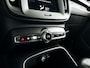 Volvo XC40 T2 Momentum Core | Park assist | Cruise control | Navigatie | Airco