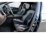 Volvo XC60 2.0 T6 Plug-in hybrid AWD Ultra Black Edition | Harman Kardon Audio | Head-up Display | 360 Graden Camera | Panoramadak | Lichtmetalen Velgen 21 inch | Elektrisch Verstelbare Voorstoelen | Keyless Entry | BLIS