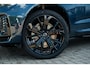 Volvo XC60 2.0 T6 Plug-in hybrid AWD Ultra Black Edition | Harman Kardon Audio | Head-up Display | 360 Graden Camera | Panoramadak | Lichtmetalen Velgen 21 inch | Elektrisch Verstelbare Voorstoelen | Keyless Entry | BLIS