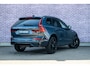 Volvo XC60 2.0 T6 Plug-in hybrid AWD Ultra Black Edition | Harman Kardon Audio | Head-up Display | 360 Graden Camera | Panoramadak | Lichtmetalen Velgen 21 inch | Elektrisch Verstelbare Voorstoelen | Keyless Entry | BLIS