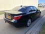 BMW 5-Serie 520i Business Line Sport / AUTOMAAT / M-PAKKET / SPORTSTOELEN / NAVI