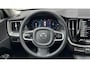 Volvo XC60 T6 Plug-in hybrid AWD Plus Dark | Trekhaak | Stoel- en Stuurwielverwarming | Adaptieve Cruise Control | 360 Camera | Google | Climate Control | Carplay | Panoramadak | Elektr. Verstelbare Bestuurdersstoel incl. Memory | Keyless |