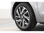 Suzuki Swift 1.2 Style Smart Hybrid | Camera | Adapt. Cruise | Dodehoek | Stoelverw. | NAV+Carplay | Keyless | PDC V