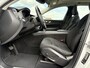 Volvo XC60 2.0 B5 Momentum Exclusive | Trekhaak | Head-up Display | 360 Graden Camera | Panoramadak | Harman Kardon Audio | Navigatie | Apple Carplay | Android Auto | BLIS | Cruise Control Adaptief