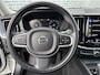 Volvo XC60 2.0 B5 Momentum Exclusive | Trekhaak | Head-up Display | 360 Graden Camera | Panoramadak | Harman Kardon Audio | Navigatie | Apple Carplay | Android Auto | BLIS | Cruise Control Adaptief