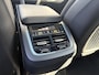 Volvo XC60 2.0 B5 Momentum Exclusive | Trekhaak | Head-up Display | 360 Graden Camera | Panoramadak | Harman Kardon Audio | Navigatie | Apple Carplay | Android Auto | BLIS | Cruise Control Adaptief