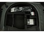 Toyota Yaris Cross 1.5 Hybrid Dynamic | Stoel- en Stuurwielverwarming | Camera | Hoge Instap | Adaptieve Cruise Control | 10 Jaar Garantie! |