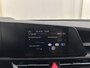 Kia Niro Hybrid 1.6 GDi ComfortLine (INCL-BTW) Aut. *ADAPTIVE-CRUISE | DIGI-COCKPIT | CARPLAY | CAMERA | COMFORTSEATS | DAB | ECC | PDC | CRUISE | TOWBAR | 16''ALU*
